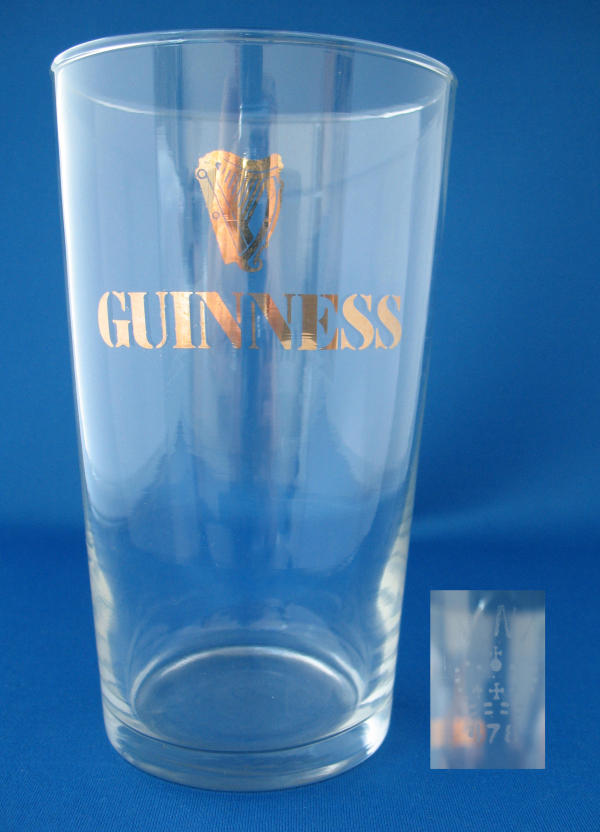 Guinness Glass 000043B012