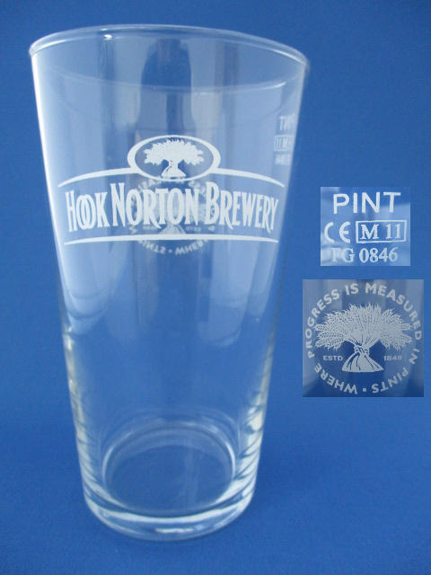 Hook Norton Beer Glass 000990B075
