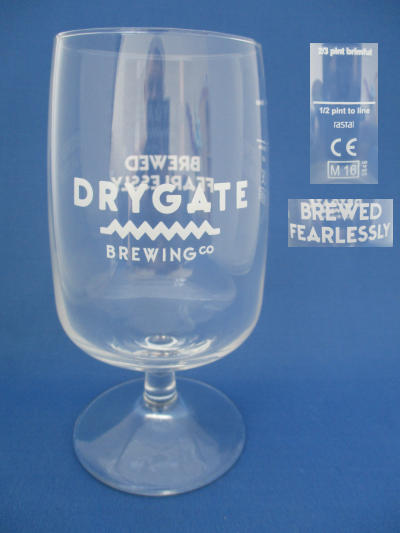 001654B114 Drygate Beer Glass