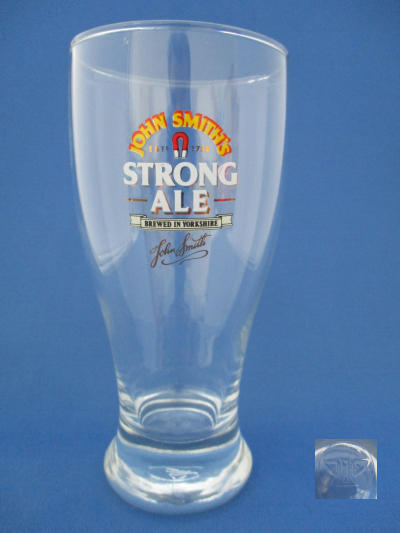 John Smiths Beer Glass 001796B091