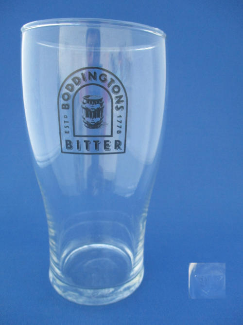 001858B074 Boddingtons Beer Glass