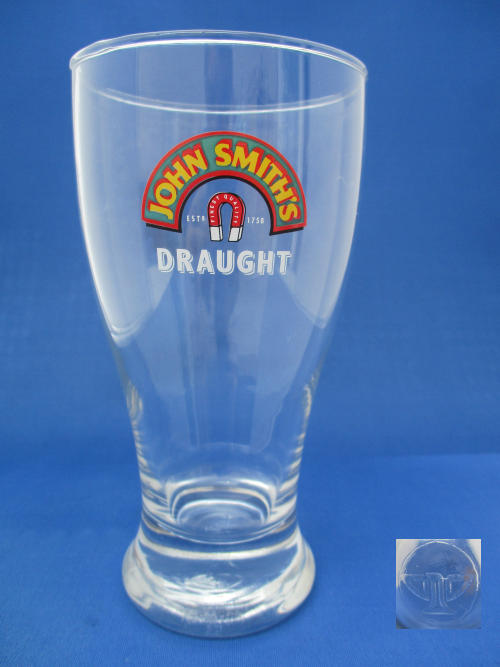 John Smiths Beer Glass 002047B122