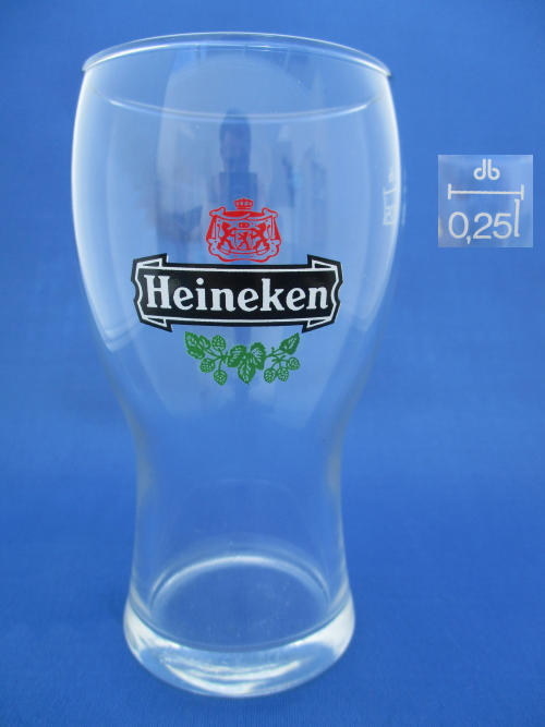 002053B122 Heineken Beer Glass