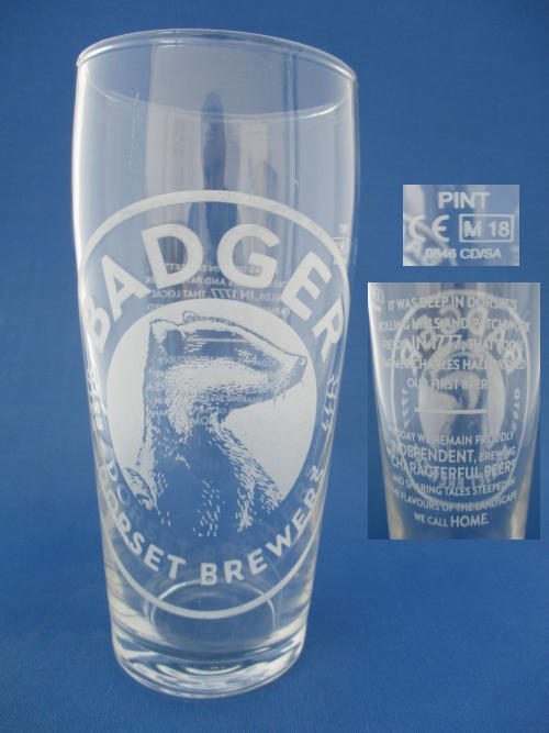 Badger Beer Glass 002270B134