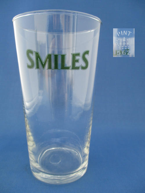 Smiles Beer Glass 002677B153